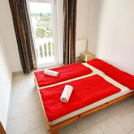 1 Bedroom With Garden Drače
