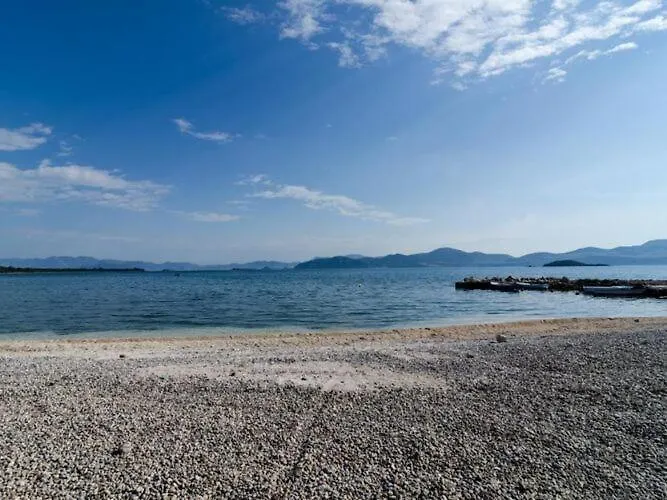 1 Bedroom With Garden